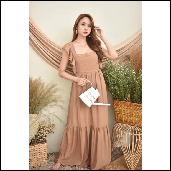 Rose Dress - Picture 13 of 16